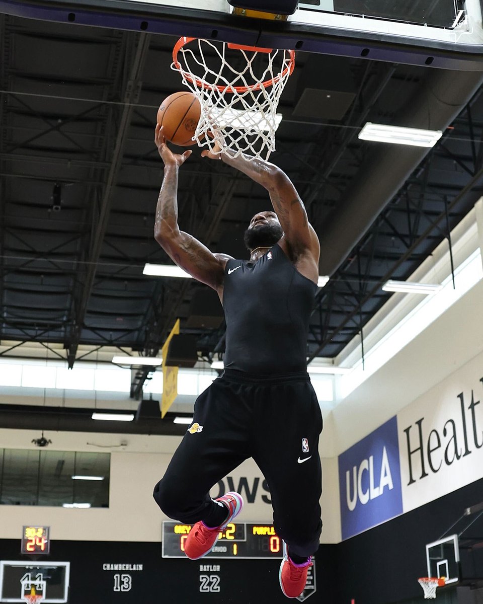 Los Angeles Lakers tweet media