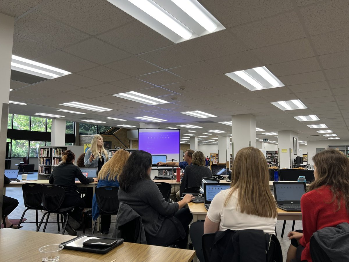 Fantastic and invigorating day of eLearning PD! Thank you to HWDSB, NCDSB, HWCDSB, DSBN, <a href="/theoelc/">OeLC</a> and <a href="/D2L/">D2L</a> for joining <a href="/GEDSB/">Grand Erie District School Board</a> for collaborative learning and subject specific breakouts. BIG THANKS to <a href="/CobbGriffin/">Griffin Cobb</a> <a href="/jsmitheducation/">Jason Smith</a> and the Pauline Johnson staff for hosting us.