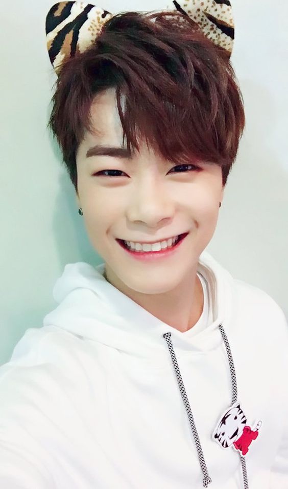 imy #Moonbin

#문빈