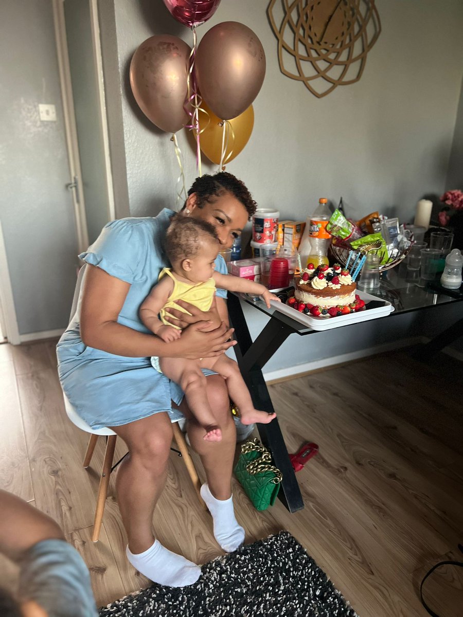 This was last week,  but my first birthday as Nanny. Feels special🥰