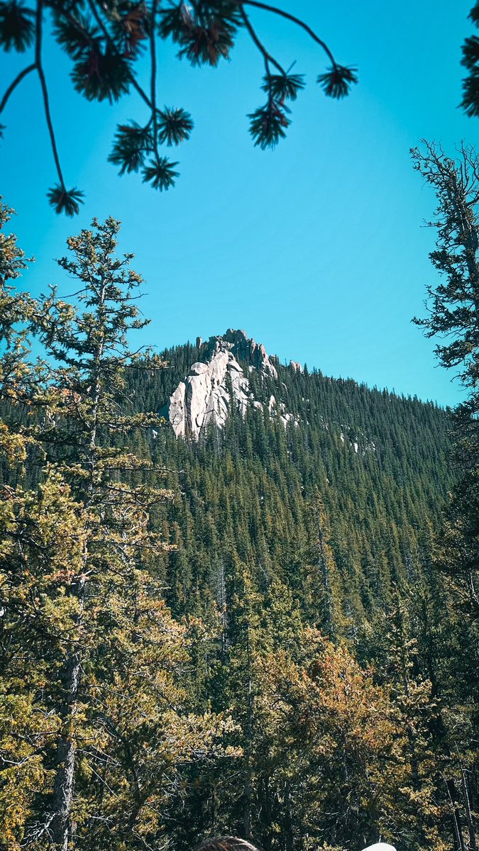 ayechuy's tweet photo. Would definitely go back to Colorado 🤌🏻🏔️ https://t.co/91hI8RYZSS