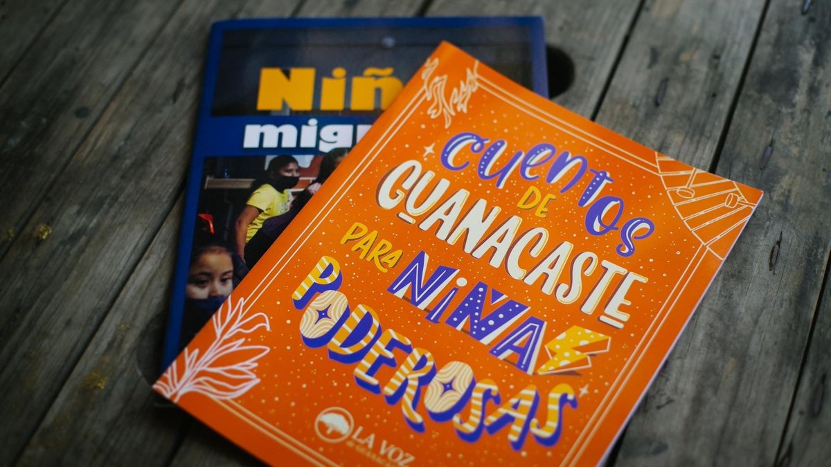 VozdeGuanacaste's tweet photo. ¿Recordás nuestro libro “Cuentos de Guanacaste para niñas poderosas”, inspirado en las historias de mujeres que transformaron la provincia? 📚 Lo tenemos a tan solo ¢4,000. ¡Y hay más!

Abrimos hilo. 🧵 ⬇️ https://t.co/Rx4RYpJCdI