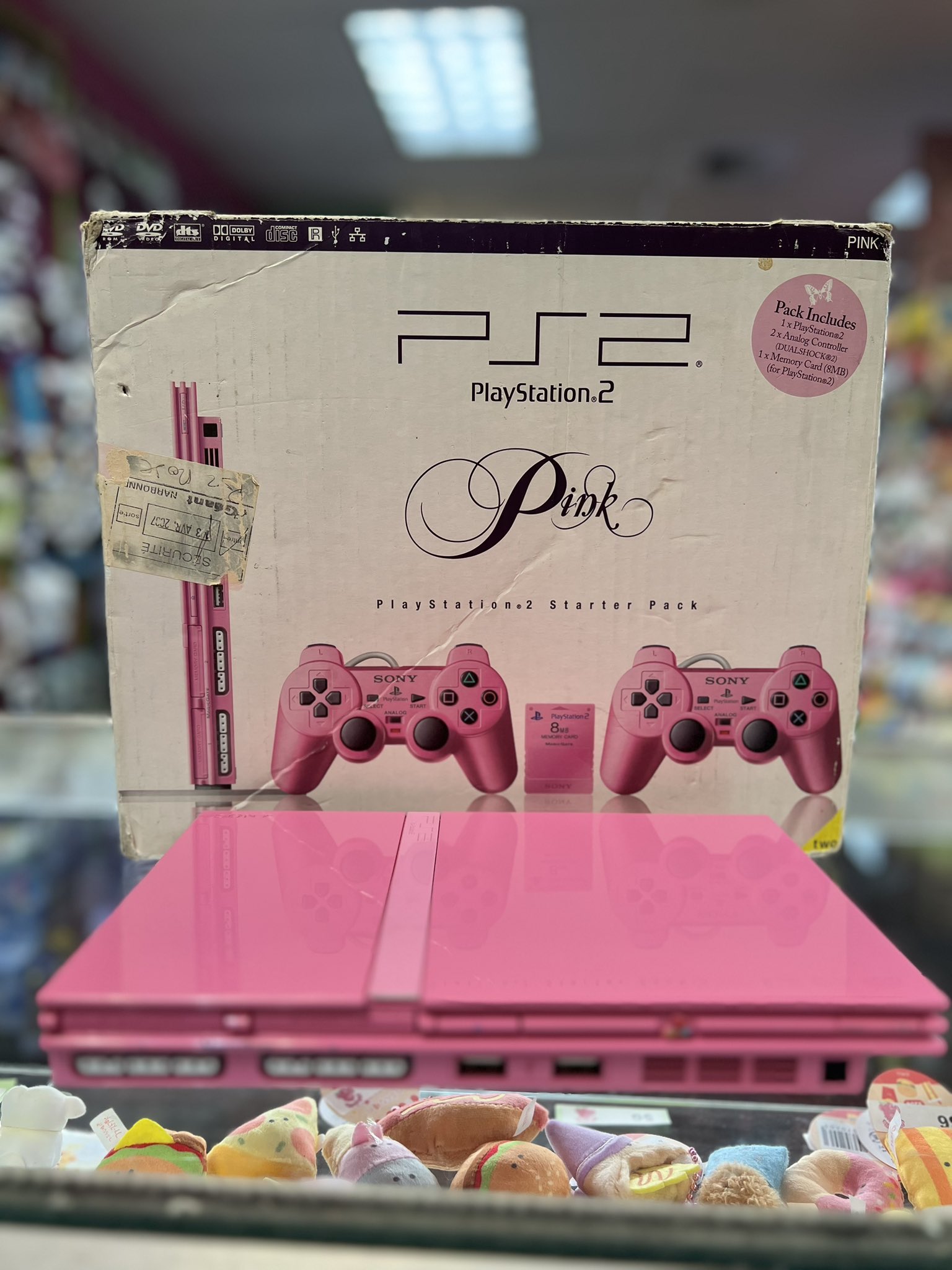 My pink Ps2 slim I bought few months ago to play online Ps2 games like twisted metal :3 some if ps2 online games are revived by some of groups on discord.