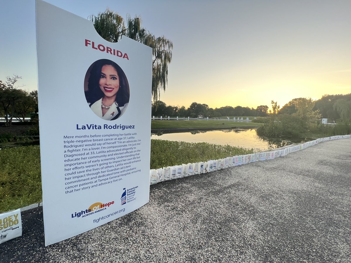 Honoring and remembering my former student, Dr. Deb Silverman, at @ACSCAN's 13th Annual Lights of Hope event in D.C. tonight. Our work continues for the patients of today, the patients of tomorrow and those taken too soon. 🕯💙 #MoffittDCFlyIn #LightsofHope @deb_silverman