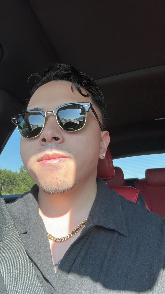 SignifySZN's tweet photo. Going live tonight on twitch at 10pm est ! Been a min hopefully to keep the rank up going!
https://t.co/y9Nkd78E7b
#mindsetgaming #VALORANT https://t.co/jVEVf7nalm