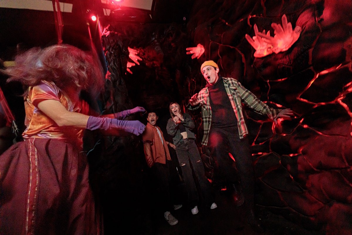 Scream in style at the #KnottsHotel with our Gruesome Getaway Hotel Package. This spooky special includes admission to Knott's Scary Farm, Fright & Fast Lane, Pre-Scare Dinner at the hotel with early entry into the event, an exclusive t-shirt, and more! - bit.ly/3rjiYZ5