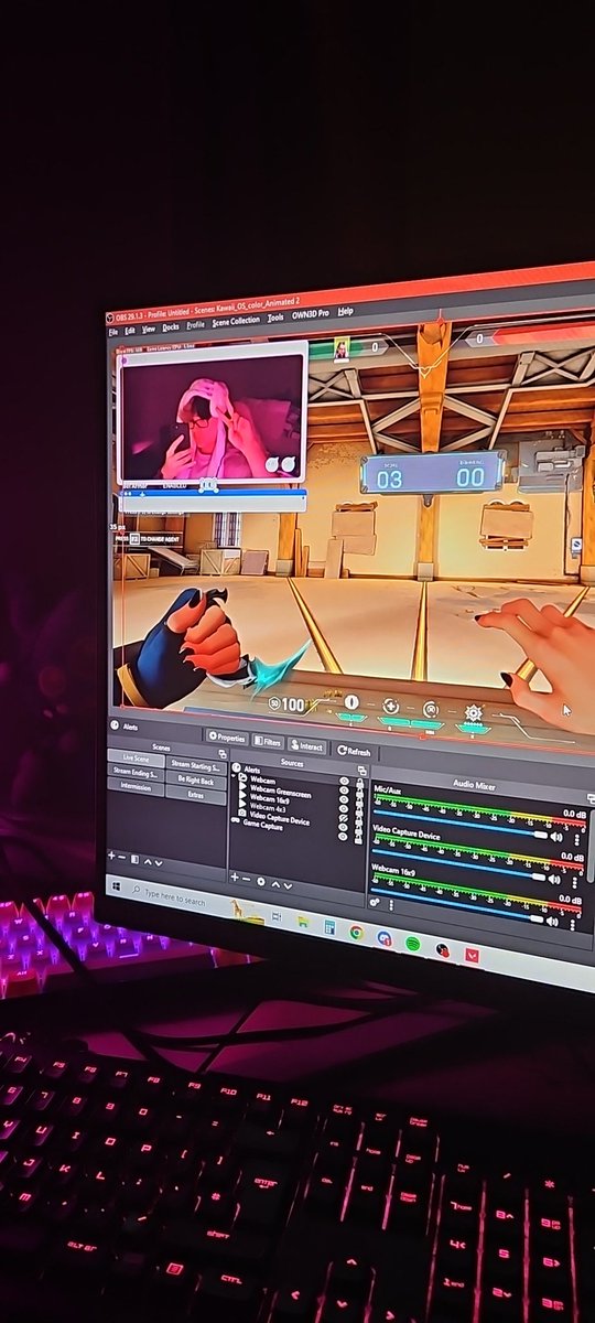 WolverBeanVAL's tweet photo. Late night drunk stream, please come and suggest things for me to listen to and dance to. Ill do a shot for every new follow! https://t.co/Sv9TvRtKXI https://t.co/Tk4O8y1cSw
