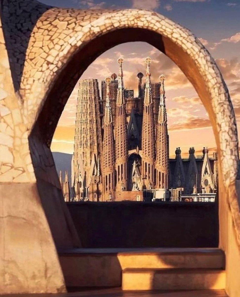 Connors6Ellen's tweet photo. Join our online Informational Zoom Meeting for Spain and Portugal, Summer 2024!  All students grades 7th to 12th are invited to attend!  Come check out our amazing itinerary! https://t.co/W7BXz2tfwA