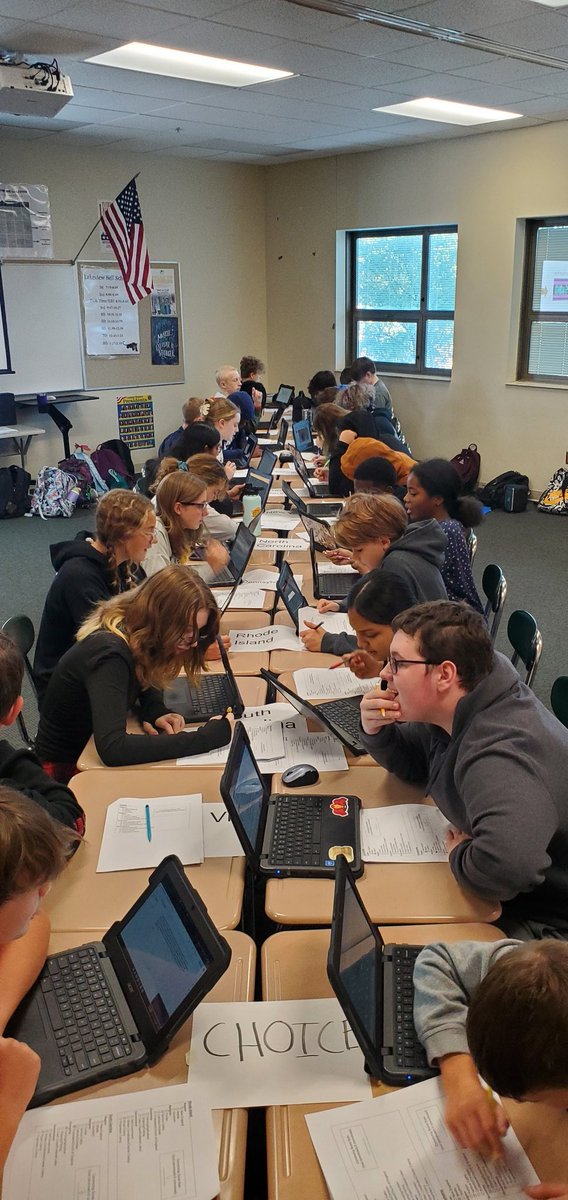 heyitsMrGeorge's tweet photo. First month of the school year has been amazing. I'm challenging myself to do anything &amp; everything to get these scholars collaborating &amp; engaging in historical content. Escape rooms, round robins, &amp; much more! Lucky to have the best students &amp; the best job! #thisishowwelakeview https://t.co/AUrbRV2h4i