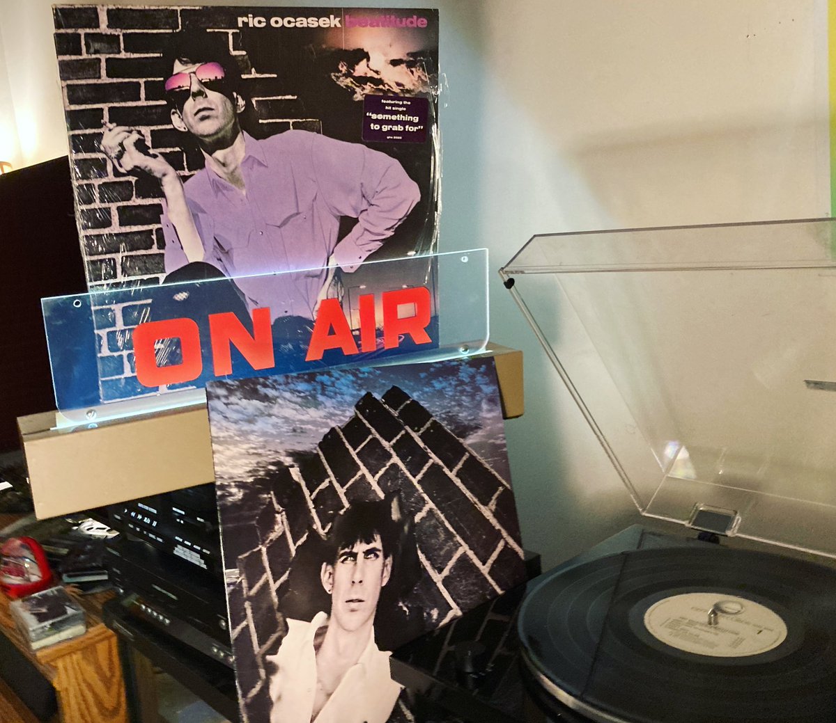 beatlekiss's tweet photo. Tues Tunes. Virgo Vinyl Challenge Day 18. “Sexy Beast”. Ric def had a vibe/attitude bout him. broke open this still sealed LP. Now Spinning Ric Ocasek - “Beatitude” #ricocasek #somethingtograbfor #firstspinoftheday #virgovinylchallenge #vinylgoofs #hypesticker #spoonfulrecords https://t.co/eHT72IU2ag