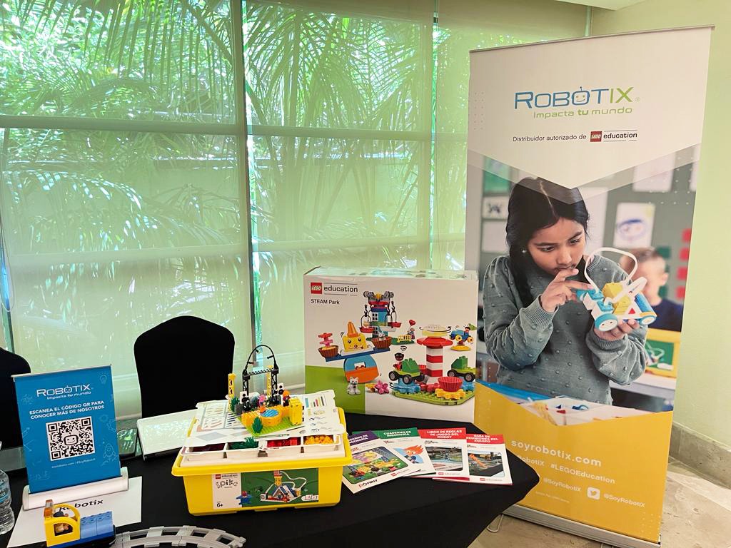 SoyRobotiX's tweet image. Del 18 al 20 de septiembre, se realiza el Seminario Nacional de Profesionalización Académica 2023 de la Red de Colegios Semper Altius. 

Agradecemos la invitación a este evento para tener la oportunidad de dar a conocer nuestros programas STEM.

#SoyRobotiX #LEGOEducation #STEM