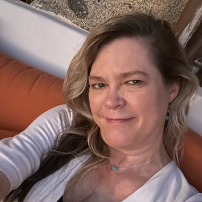 thecasarussell's tweet photo. #NewProfilePic https://t.co/2Ahdlh8Qpc