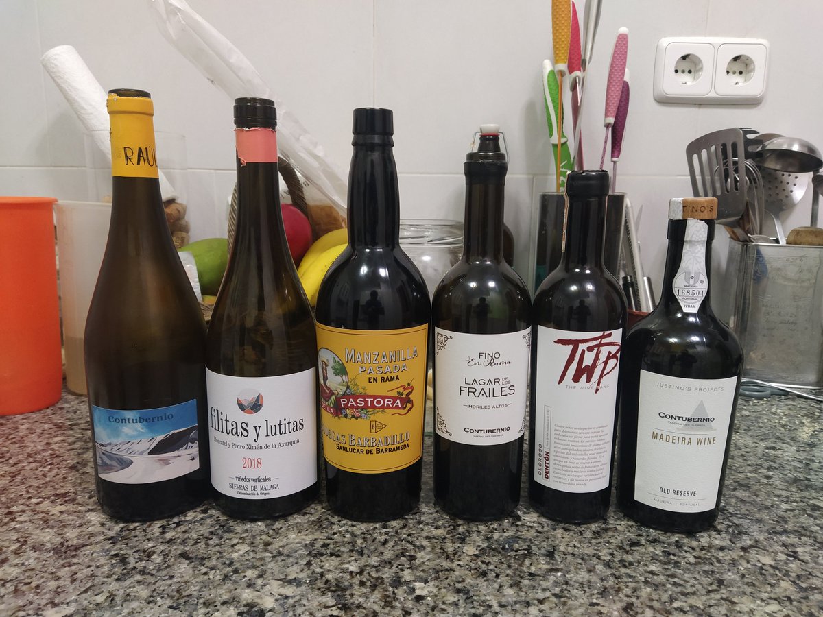 Esta noche nos hemos pasado el juego 🤟🤟🤟
<a href="/VVerticales/">Viñedos Verticales</a> <a href="/barbadillo/">Bodegas Barbadillo</a> <a href="/ClubContubernio/">ClubContubernio</a> 
#wine #vino #winelover #winelovers #winetime #wineoclock #wineaddict #winewinewine #pistasGastrobloGGicas