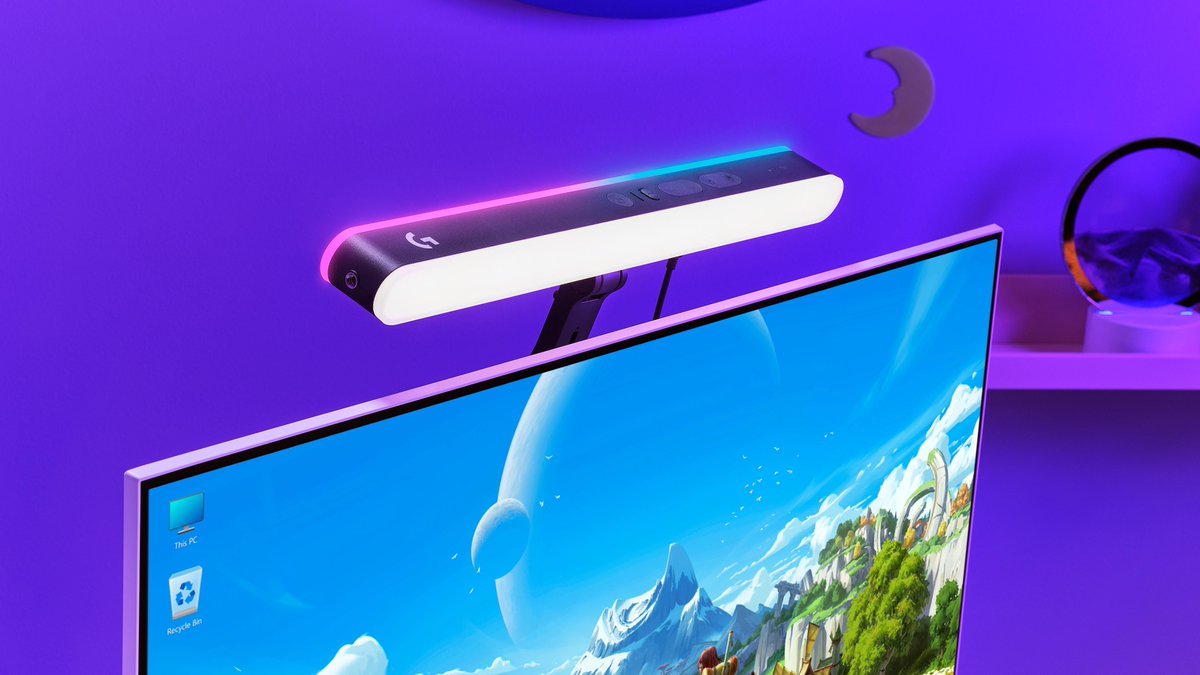 LogitechG's tweet image. The Litra Beam LX takes your lighting to the next level with its dual-sided gaming &amp;amp; creating light that has LIGHTSYNC RBG on one side and key lighting on the other!

Learn more: LogitechG.com/litrabeamlx