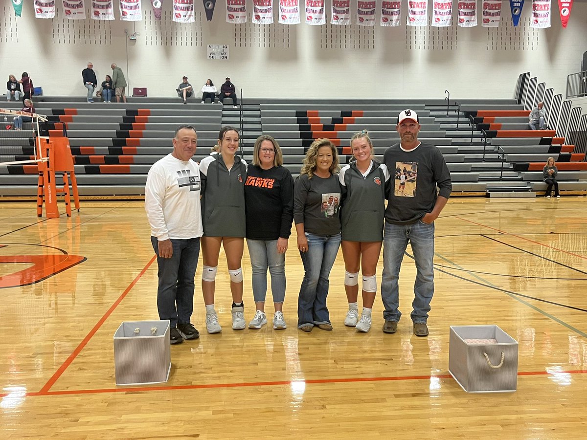 Senior night in WD! Go Hawks!