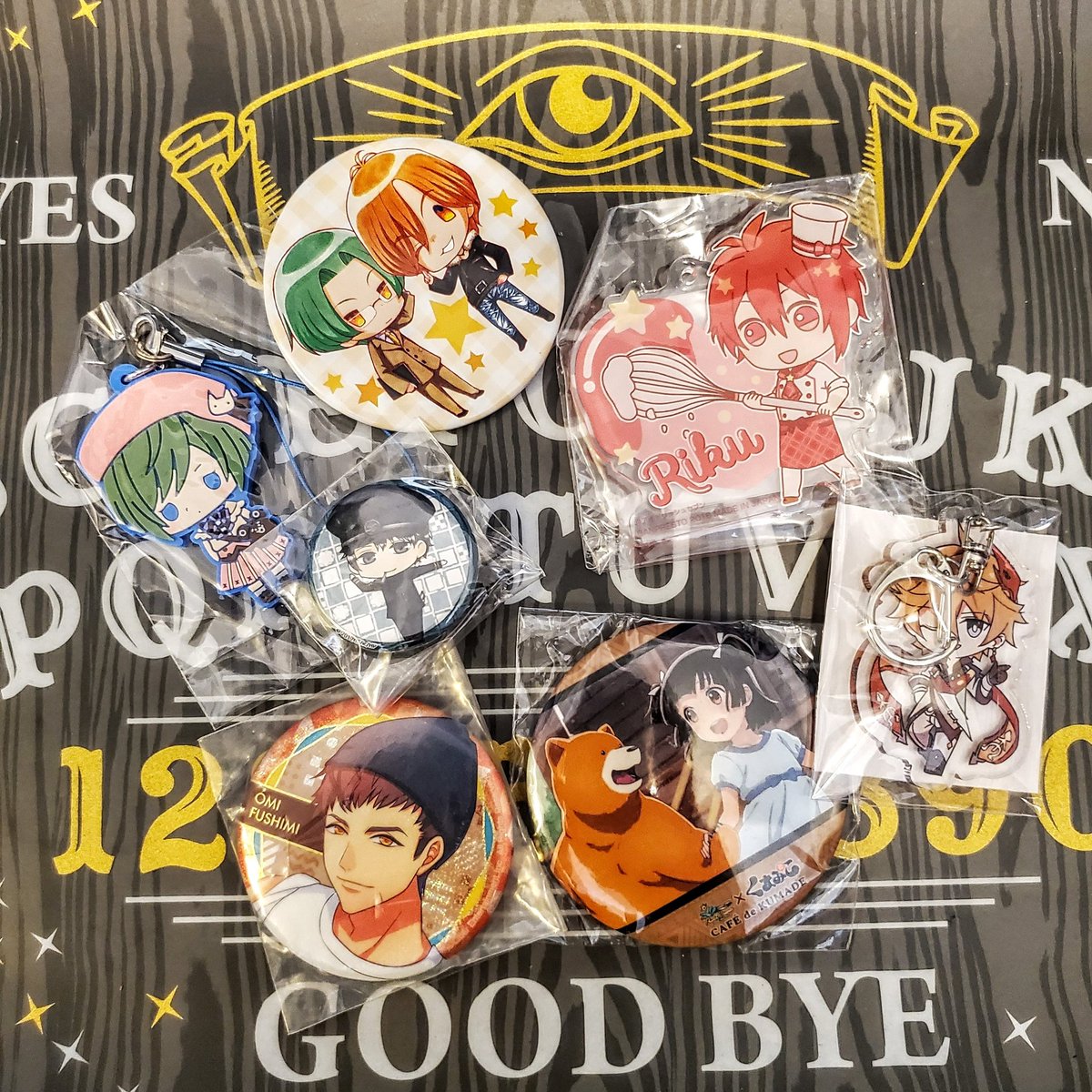 destashing my excess otome goods! pricing slightly negotiable if purchased through p4ypal instead of m3rcari!
mercari.com/u/159992067?sv…