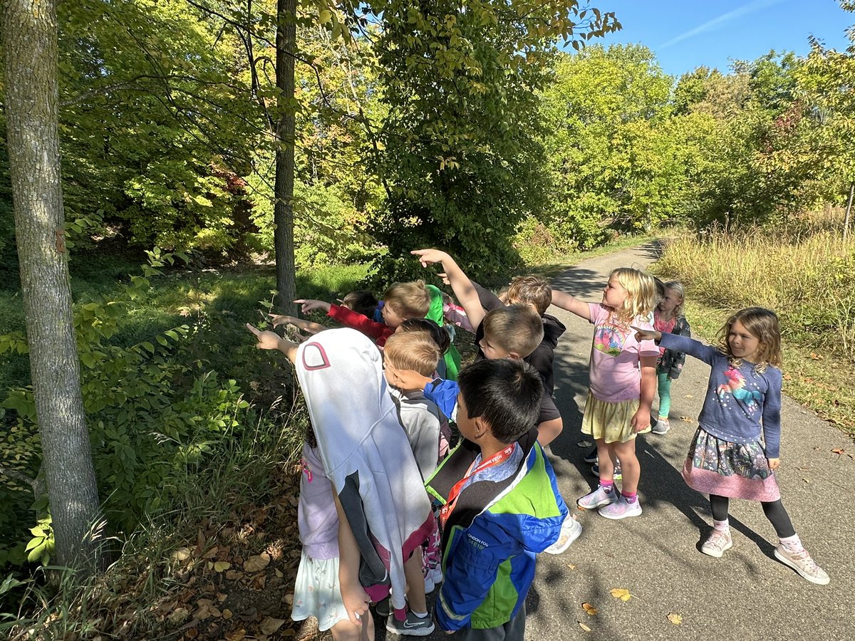 mschultzPLS's tweet photo. Busy over here in Kindergarten hunting for letters around Jeffers Pond for Chicka Chicka Boom Boom Day AND exploring Maple Hill! @JeffersPondPLS https://t.co/Fk5tQUCEzr