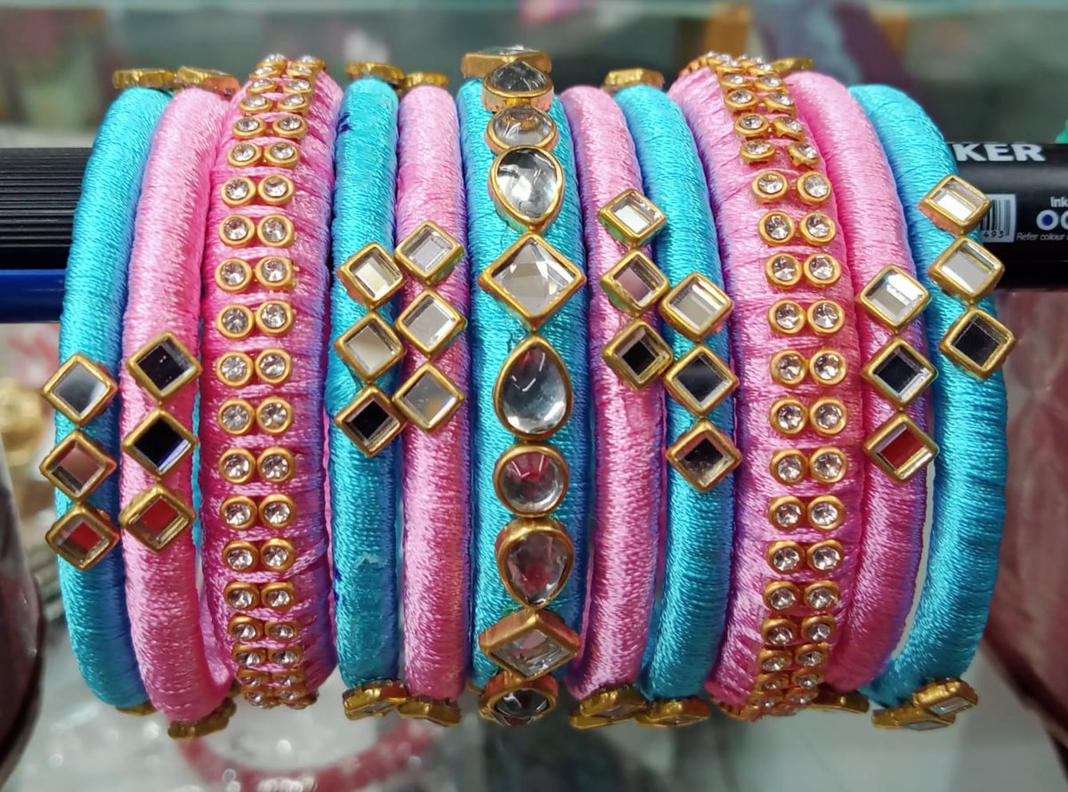 tgmepma's tweet photo. #KnowYourSHG-A product a day🛒
Exquisitely handcrafted, #custommade #bangle sets to match ur #OOTD anyday!
Silk threads, mirror& metal work in all colours of 🌈
By Sai #SHG of Kagaznagar, #Asifabad
For orders 📞call or watsapp 📲9666090747
@KTRBRS
@arvindkumar_ias
#Vocal4local https://t.co/8iszQ3fizS