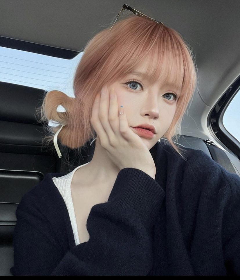 CLASSIFIQUE O SEU PET

Raça: Gatinha
Nome: Ariel
Beleza: 10000000000001/10 
Inteligência: 10000000001/10
Vingativo: Não
Medo: Insetos
Já mordeu alguém: ela me morde  
Gosta de passear: Sim
Apelidos: Princesa, dona da minha vida, Kitty, minha vida, meu amor.