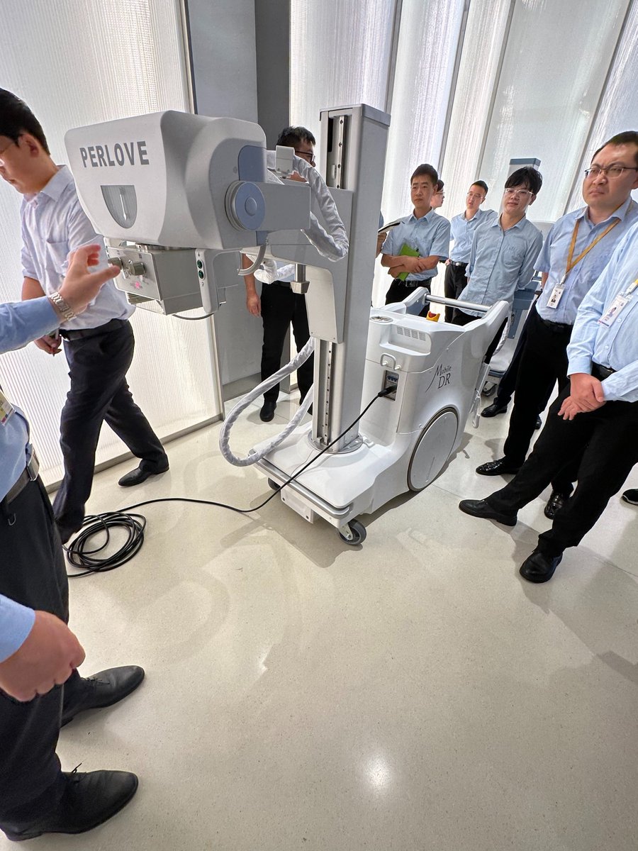 PerloveMedical's tweet photo. 📢Perlove Medical's after-sales team is conducting extensive training for companies with a large number of PLX5300A products.
#PerloveMedical #DigitalXRay #MedicalTechnology #MedicalDevices #MedicalEquipment #MobileDR https://t.co/ehEPR503ec