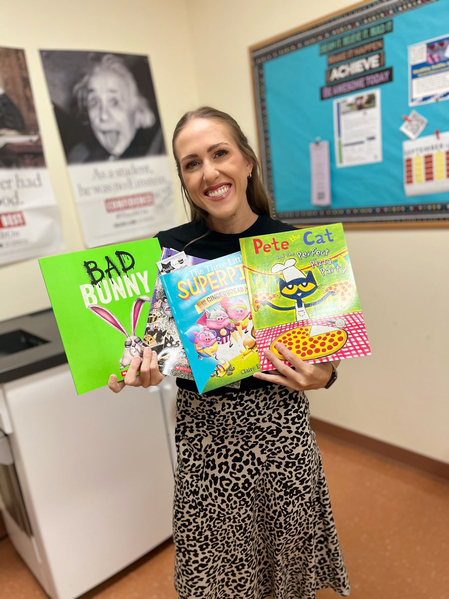 I love book fair!! Thanks to the families that spoiled me with books😍❤️