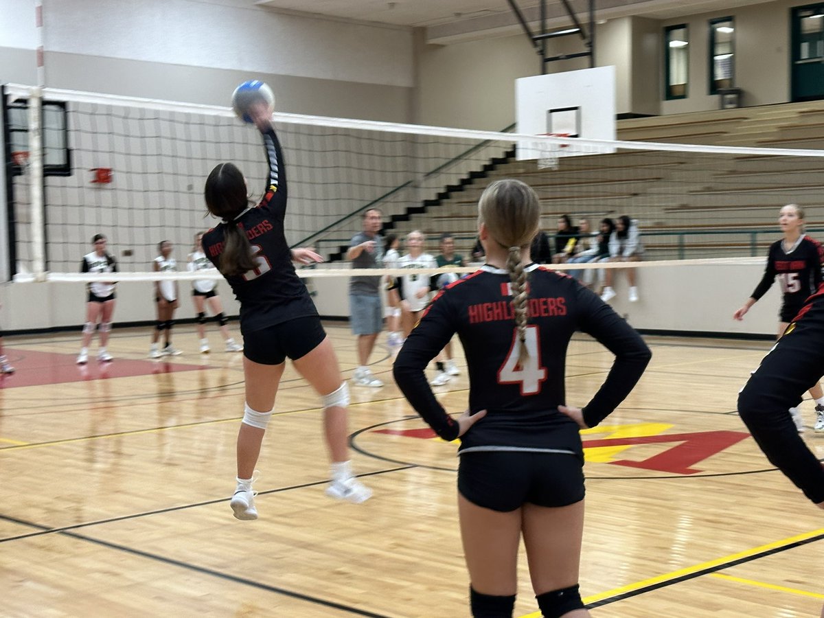 Come  on out to see the action!!!WVSS Volleyball grade 10 girls are getting ready for their first game vs Argyle pipers!  <a href="/wearewvss/">West Vancouver Secondary School</a> <a href="/WVSS_Athletics/">Highlander Athletics</a> <a href="/WestVanSchools/">WestVanSchools</a>