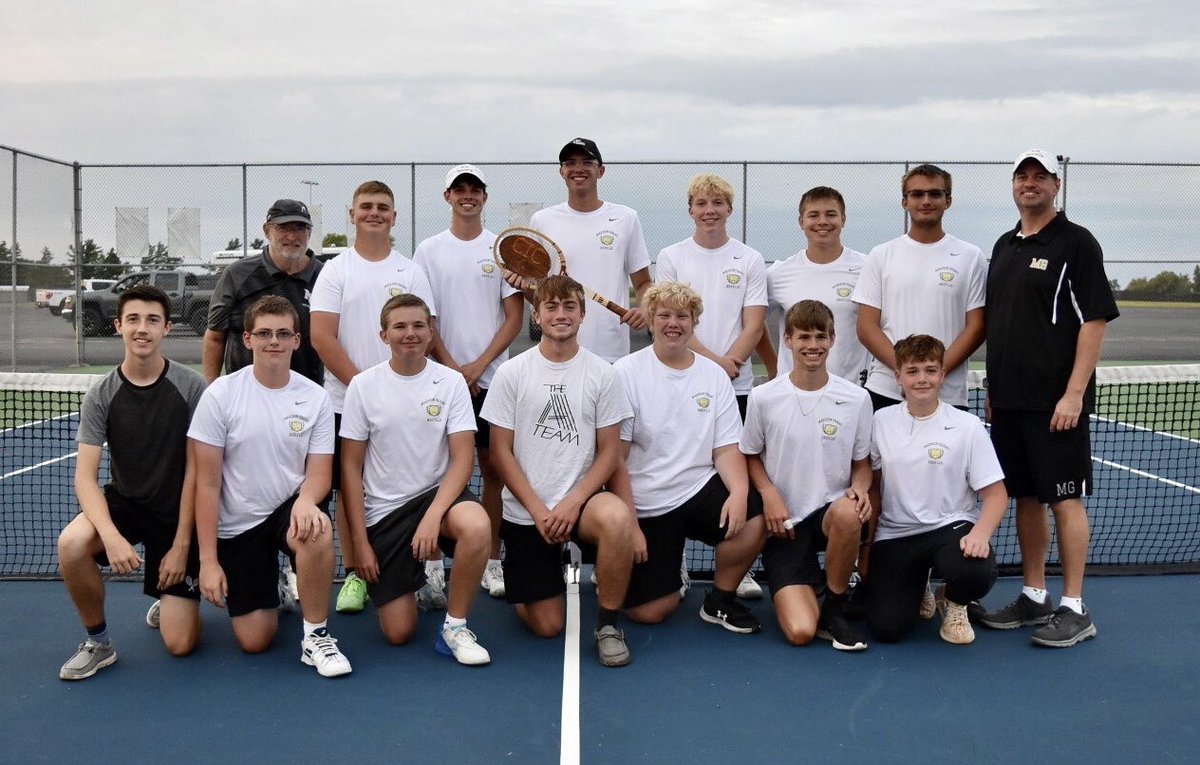 5-0 win over Elwood! With the win MG tennis wraps up conference play undefeated and CIC Champions! #WeAreMG #back2back