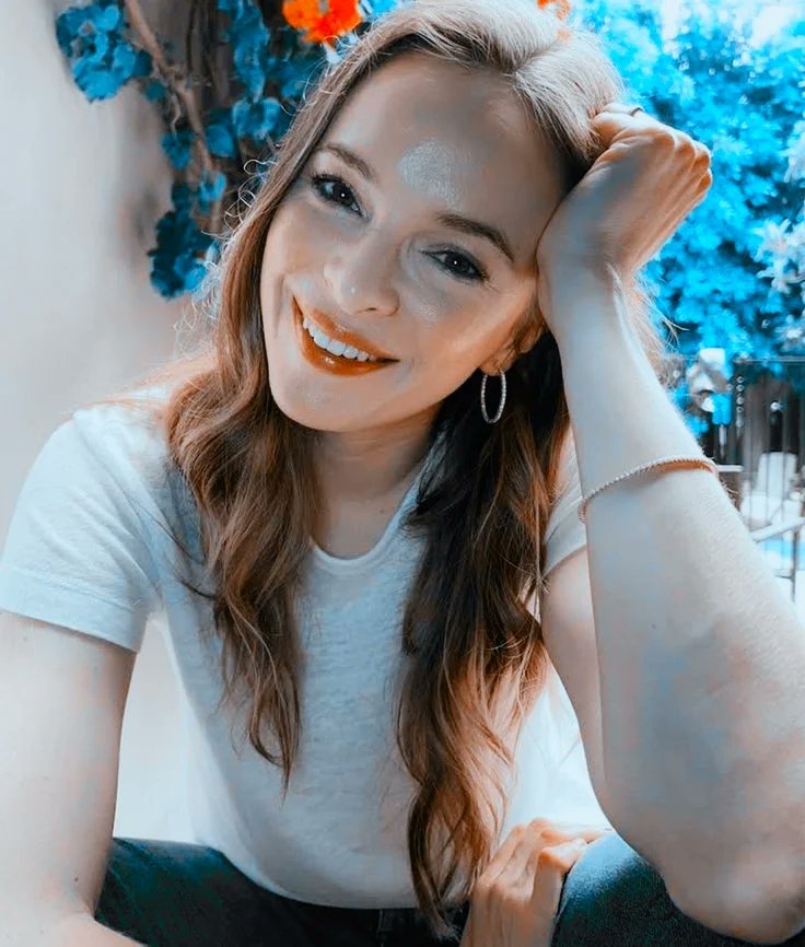 DpanabakerWorld's tweet photo. Happy Birthday @dpanabaker you are a amazing and beautiful human being 🤍 https://t.co/XqrQNasEzU