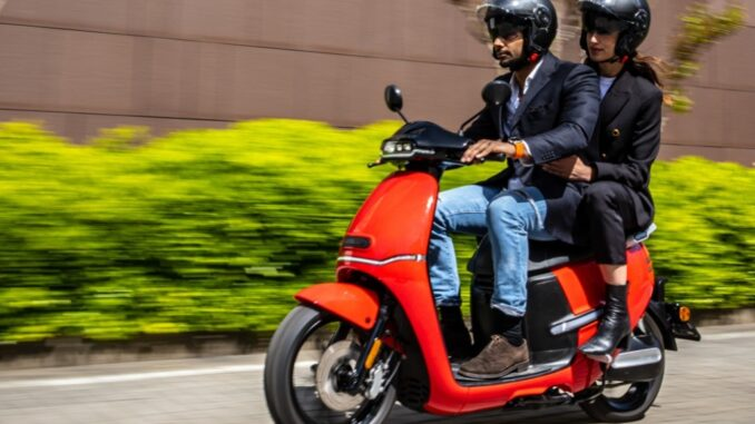 E_Motor_News's tweet photo. ⚡️Il marchio austro-cinese Horwin sceglie di entrare direttamente sul mercato italiano e di operare con la propria filiale Horwin Italia con sede a Milano.
#Horwin #mercato #Italia #Milano
Read more⤵️
🔗https://t.co/1ofD9aiF7x https://t.co/ngf0hsu3tl
