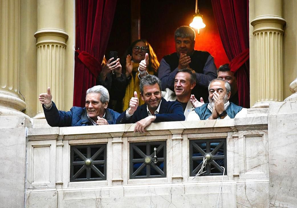 Luis_Delia's tweet photo. @SergioMassa PRESIDENTE https://t.co/O4KWcbU6tH