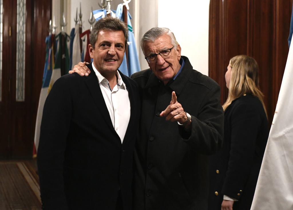 joseluisgioja's tweet photo. ¡LOGRAMOS MEDIA SANCIÓN EN EL PROYECTO DE LEY DE REFORMA A GANANCIAS!

Promesa de campaña de otras gestiones es una realidad en esta gestión.

Más de 700 mil trabajadores se verán beneficiados y dejarán de pagar este impuesto.

¡ESTE ES EL CAMINO QUE LOS ARGENTINOS NECESITAMOS! https://t.co/fHZtfe3qr0