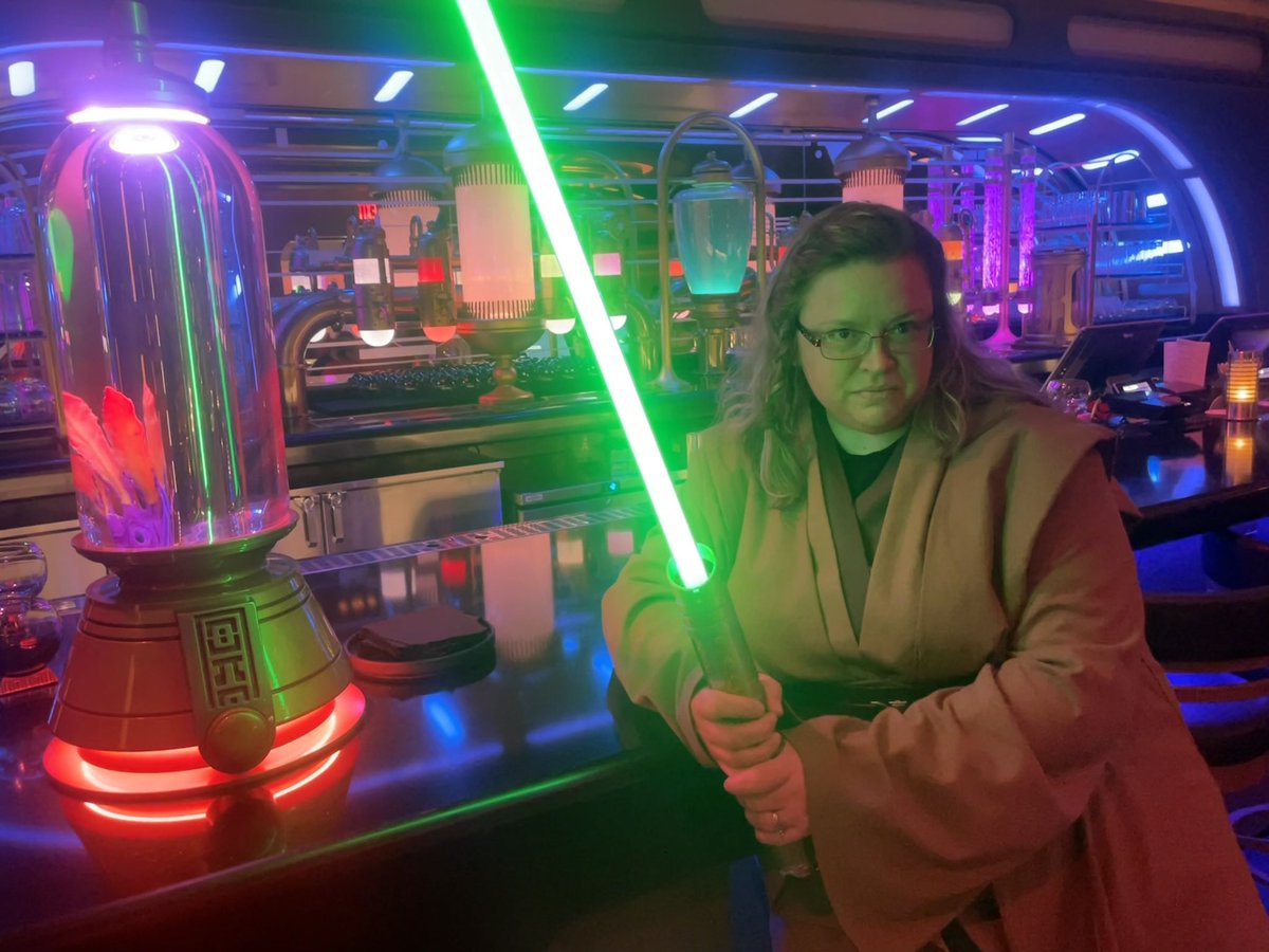 When you’re waiting for the next episode of #Ahsoka to drop and flip through your #galacticstarcruiser photos to feel like you’re in Star Wars again #agalaxyfarfaraway #DisneyParks #halcyon #StarWars <a href="/starwars/">Star Wars</a> #WaltDisneyWorld #jedi <a href="/ahsokaofficial/">Ahsoka</a> #nerdygirl