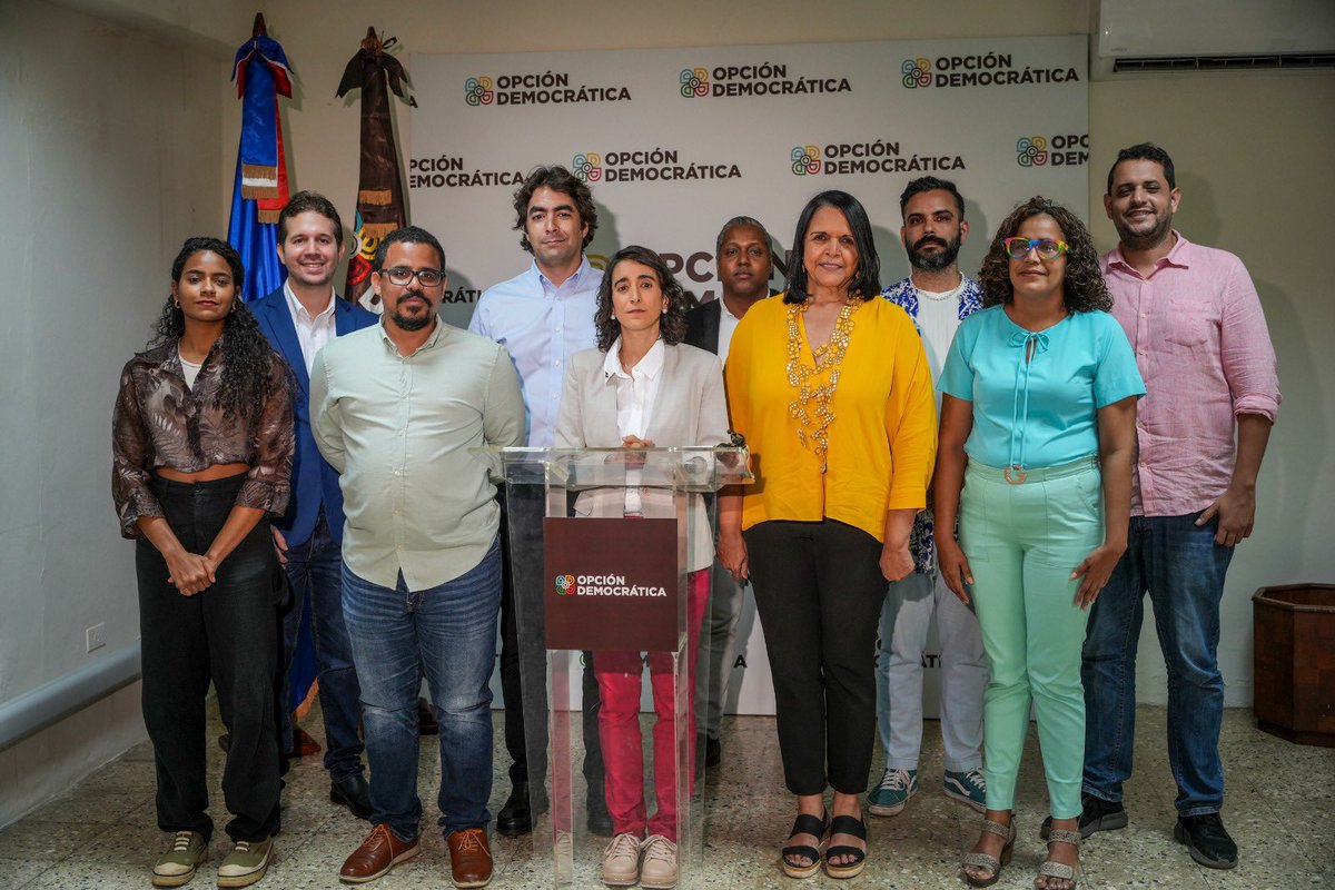 ElPandaReport's tweet photo. El día que ese grupo nos gobierne adiós a Rep.Dom como la conocemos #DiosLibre https://t.co/Uzw7DzCGDx