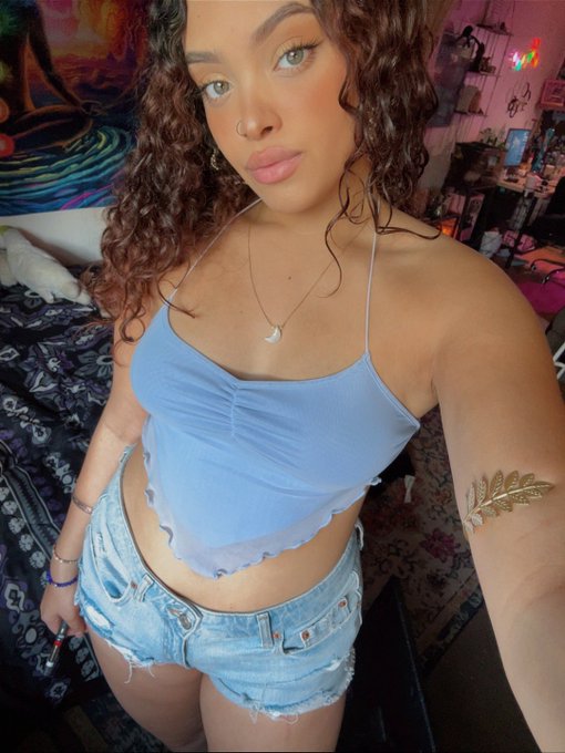 about to make new content and go on snap 👀🫶🏼 come say hi https://t.co/dXLAniZNN8