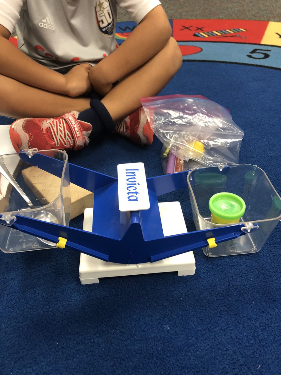 Pottspod's tweet photo. Exploring heavier and lighter! @Pottspod @DDEDolphins https://t.co/lRoB12GkIf