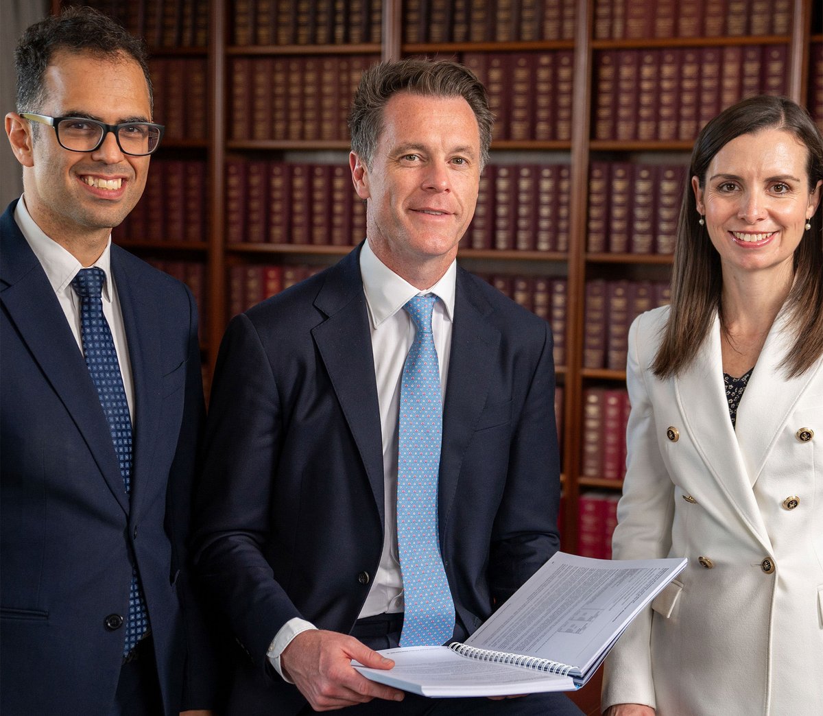 THE Minns government has unveiled a $2.2 billion #housing plan at the centre of its first budget after winning the NSW election, which includes more support for #socialhousing and #affordablehousing. #NSWBudget #NSWpol #housingsupply #planningreform

australianpropertyjournal.com.au/2023/09/19/nsw…