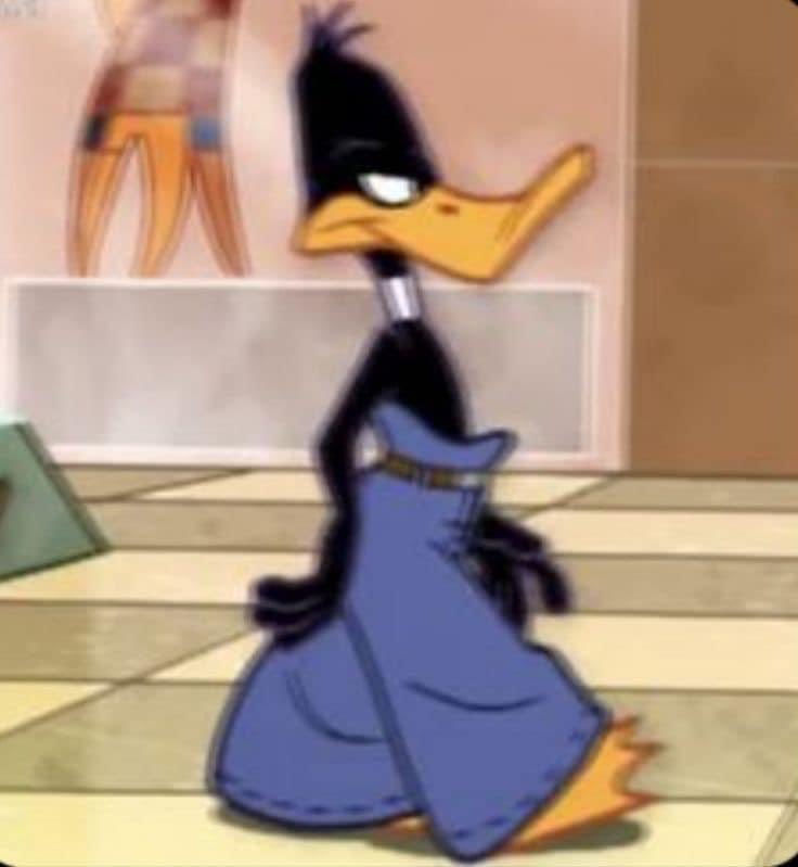 yo saliendo con el mismo pantalón de siempre porque según yo con ese me veo culona: