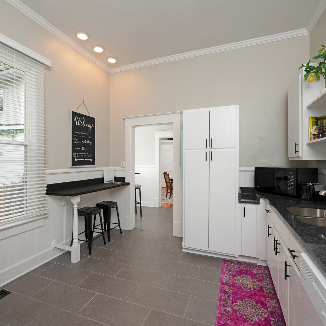 InvestorgirlK's tweet photo. Small, unique spaces require an eye to get creative! 
We love a challenge, got a home that needs all the work but you don't want to do it?! Let us take it off your hands. We buy houses on or off the market. No fixing; we will do that part. https://t.co/6xafNTapbq