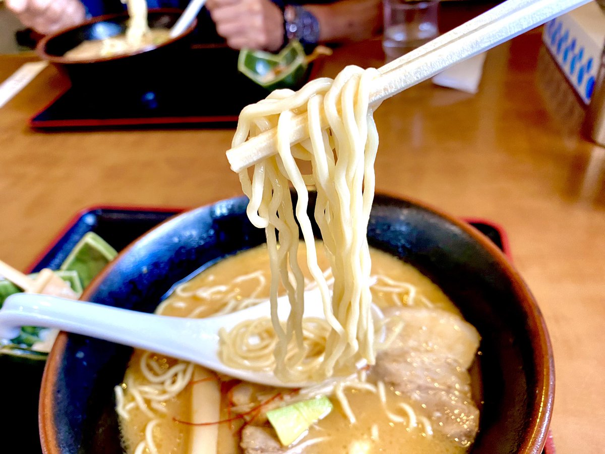Netz_taisetsu's tweet photo. #上川 行ったら、#あさひ食堂 さんで酒蔵ラーメン食べてみて☺️
美味しい🤤#ラーメン 最高！
ドライブしながらグルメ！
Instagramで記事にしてみました☺️
　　　　　　　↓
https://t.co/eFpKEK5IrP https://t.co/osLyZ3UgS8