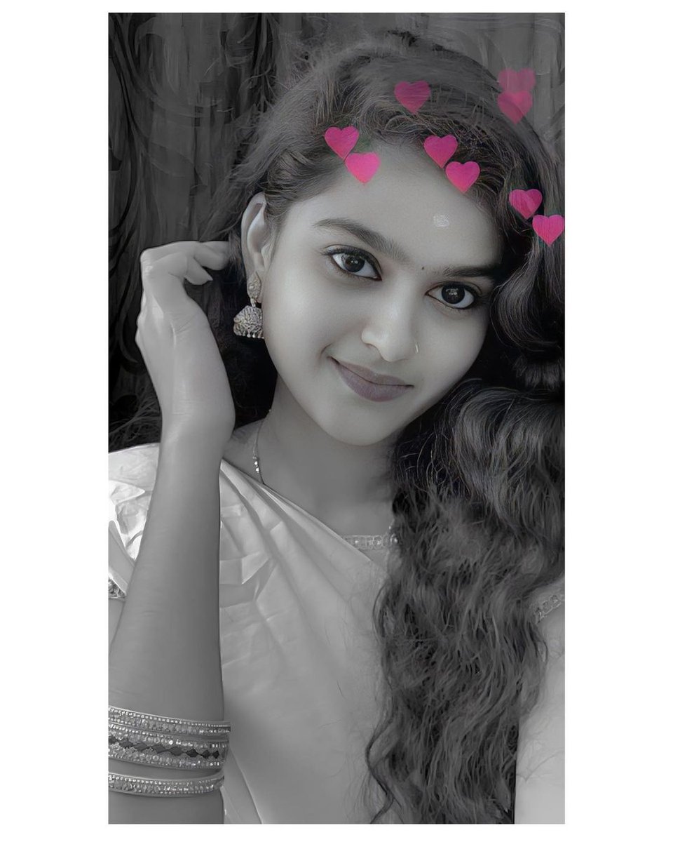 Deepika143_'s tweet photo. #Tamil #tamilponnu #TamilGirl 🥰 https://t.co/xQAlU6ppF8