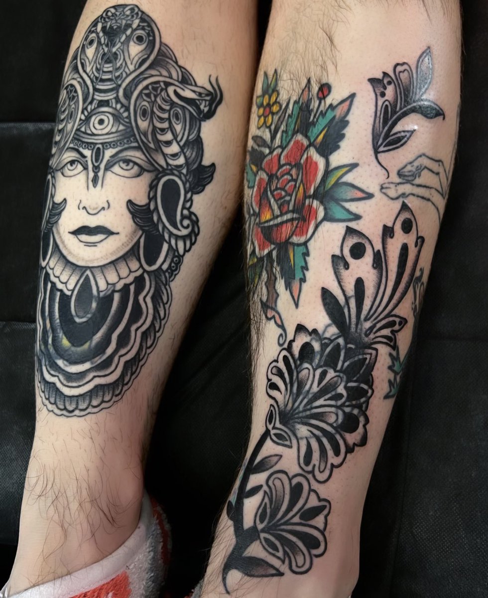 Newbornghost's tweet photo. Healed Medusa blastover/ fresh floral ornamental blastover #blackworktattoo https://t.co/OvB6pv67jU