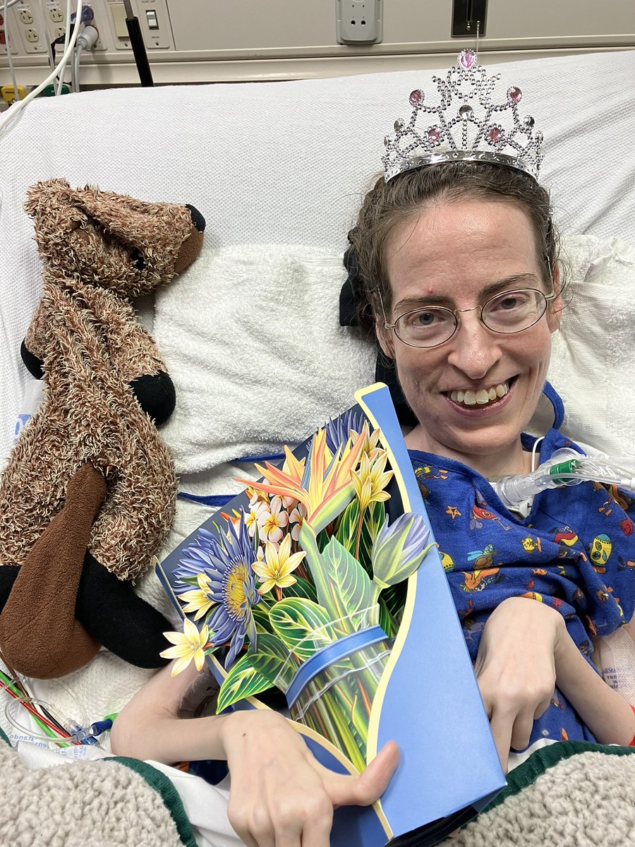 Feeling the #birthday love! So #thankful for #TeamAlli ❤️ Special thanks to the @bswhealth #ICU crew for making me feel like a #queen! #AlliBeatsCovidx2 #JustNeedPossible