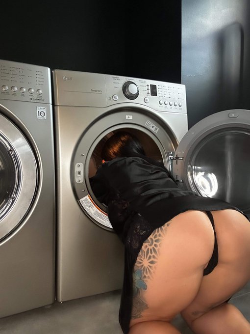 that ass 😍 retweet if you want without panties and follow @steph_inked https://t.co/WsGTH1yWiK