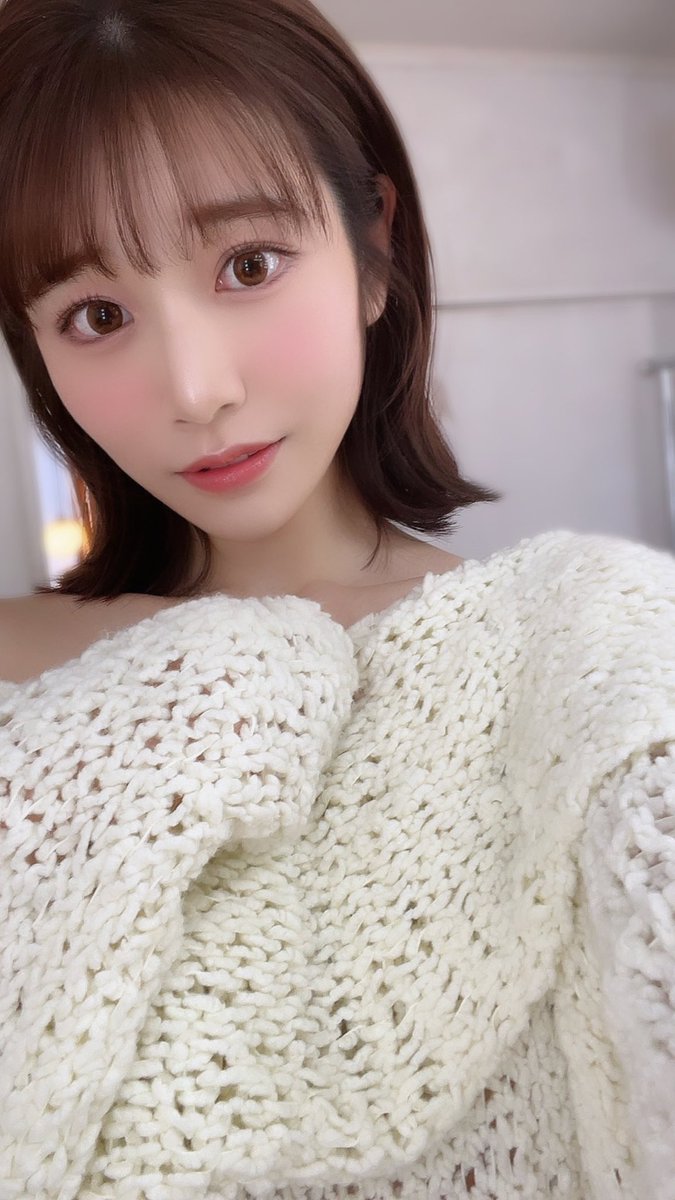 今日もお仕事です🫶🏻
今日もメイクさんが天才です☺️

ピンクメイク🫶🏻💗 https://t.co/vseGDaJxdz