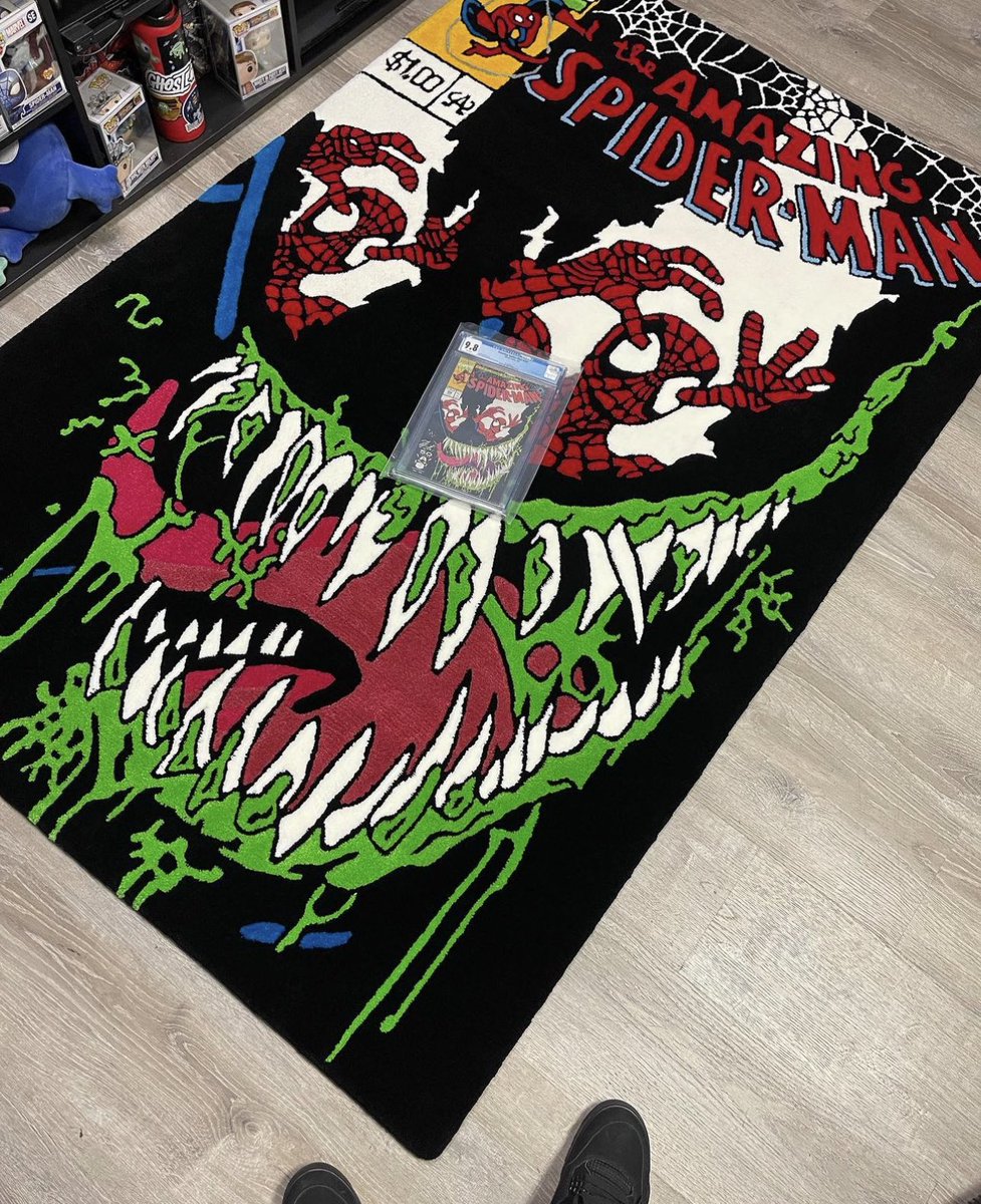 DoubleARugs's tweet photo. Might be a long shot , but if anyone has a la comic con plug hit me up , my goal this year is to vend comic rugs there 🥴🙏🏼 https://t.co/SjewgpNZq3