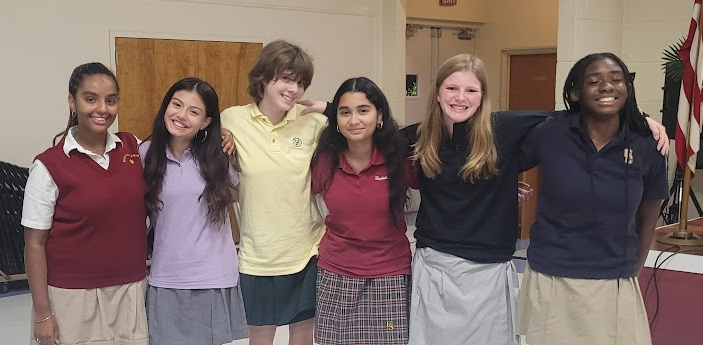 StJosephsRCS's tweet photo. #principalnotes We had a great High School night talking about the admissions process w/middle school families &amp; students.  The best part is always the "panel" we have w/alumni!  @ADWCathSchools #adwcommUNITY @VisiDC @ElizabethSeton @StJohnsCHS @OLGCHS @AHC_news @BishopMcNamara https://t.co/7wl5WnV1aw