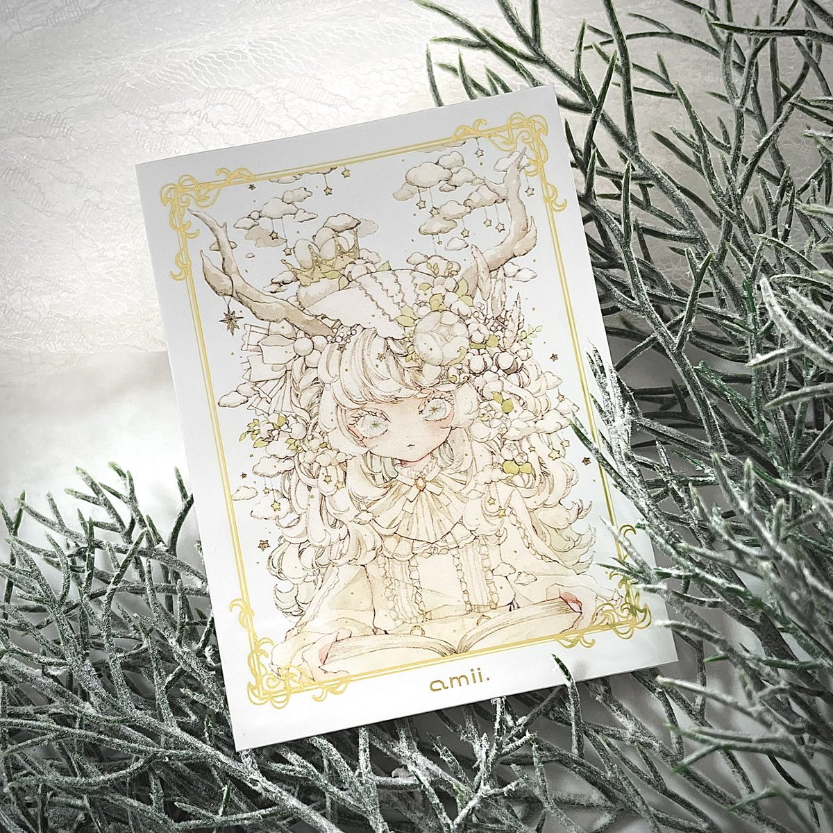 amii_tcg's tweet photo. 9/23発売の新商品たち*ˊᵕˋ*

本当にキレイすぎて実物見るたびに『良すぎる😭😭』と1人ではしゃいでます笑

プレイマット《はなと猫》はamii.公式shopのみの販売です🫶スリーブをお取扱いいただく店舗さまのリストは後ほど出しますのでお待ちください🌷 https://t.co/8gmxl7TOFy