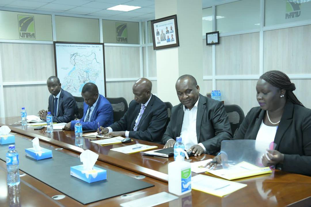 PAU_Uganda's tweet photo. Mr @ErnestRubondo, the ED of @PAU_Uganda led a team from the Authority for a courtesy visit to @UNRA_UG. Mr Rubondo appreciated @UNRA_UG for its support in taking forward the oil and gas sector of Uganda, especially in infrastructure development. (specifically the critical oil roads) The team provided real-time sector updates to the officials from @UNRA_UG which is one of the Authority’s strategic stakeholders. The officials also held discussions on possible areas of collaboration between the two Authorities. 

Mrs. Allen Kagina, the @UNRA_ED led the meeting. They committed to continuous engagement, information sharing on linkages, and fast tracking the construction of critical infrastructures to support the  @EACOP_ construction materials transportation. 

#CreatingLastingValue 

#UgOilJourney