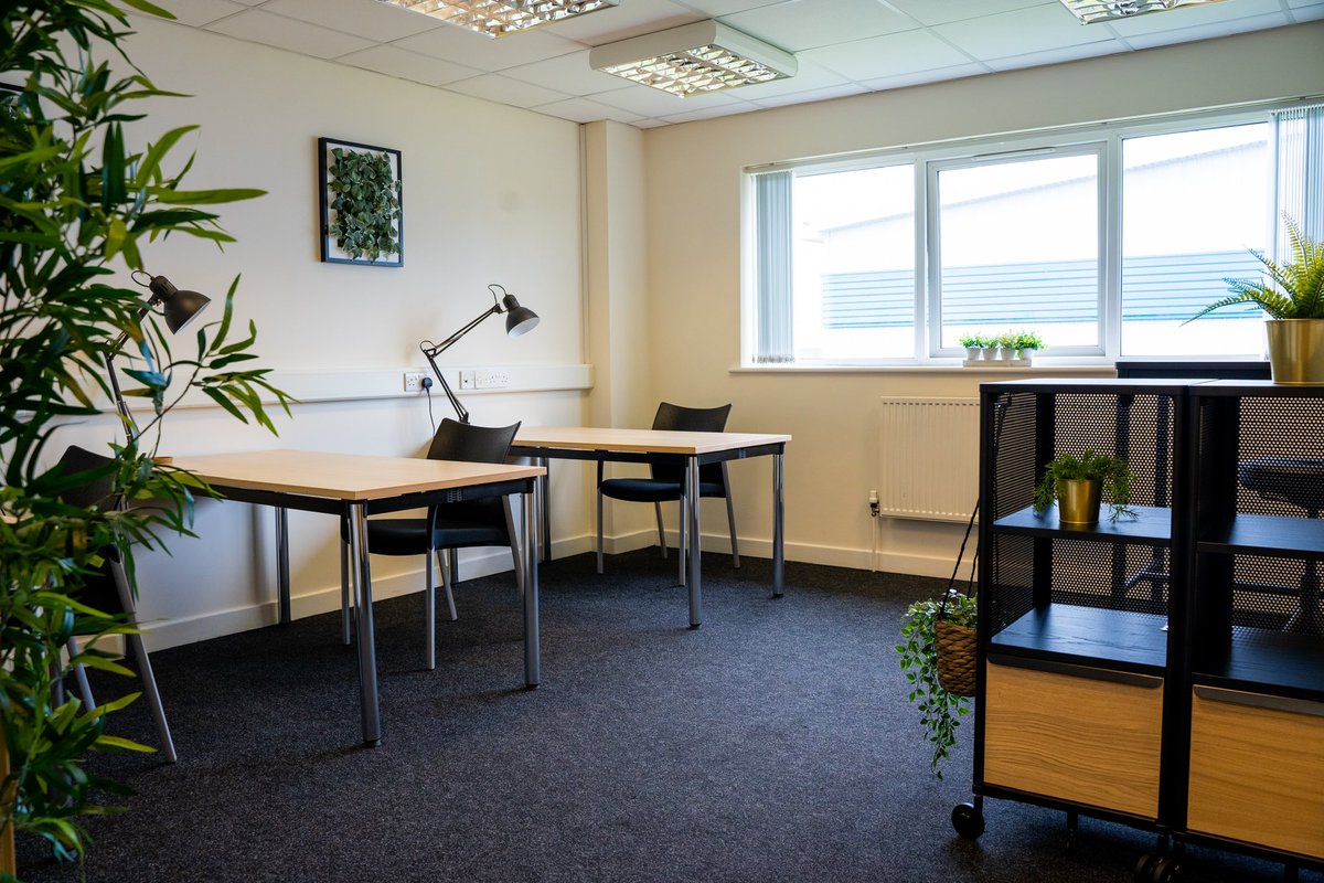Our sole trader Hybrid office package Your package is £15+VAT per week ✔️Use of our Coworking Rooms for one dedicated person ✔️2 hours use of a private meeting room per month ✔️A professional Business Address to use and recieve letters yorkshireinbusiness.org.uk/workspace/virt… finance@yib.org.Uk
