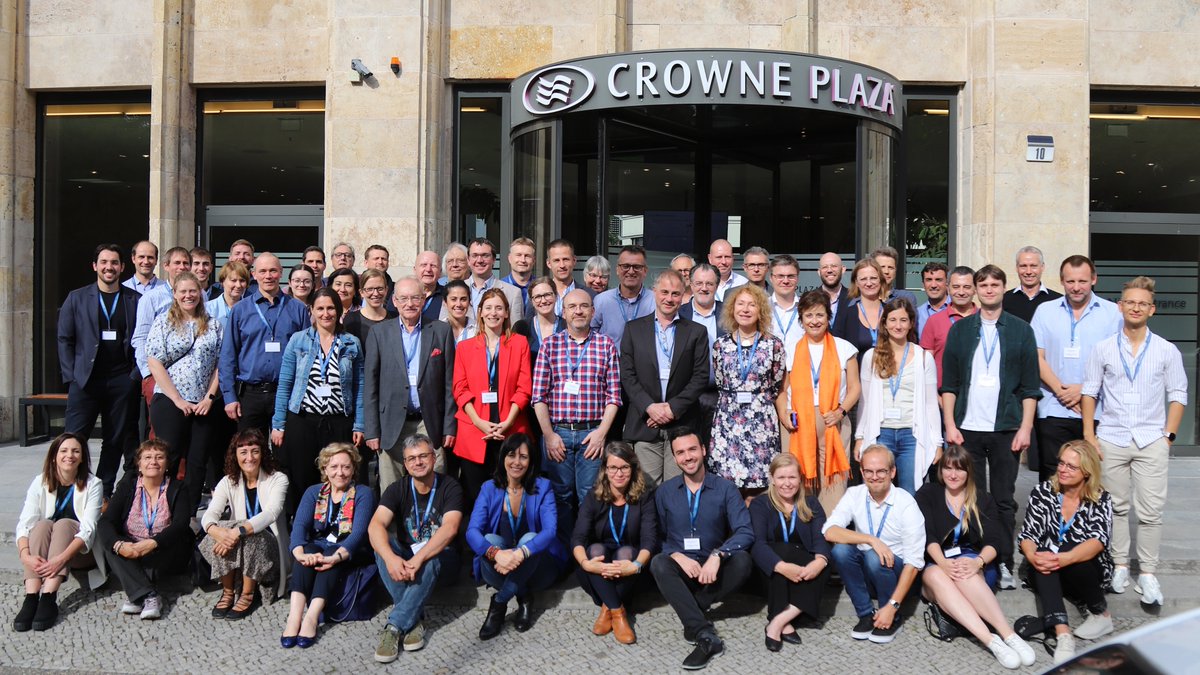 EuOpenscreen's tweet photo. "Big thanks to our #DRiVEproject partners! 🤝 🙌 
@IMTM_Olomouc
@FraunhoferITMP
@Helmholtz_HZI
@MEDINADiscovery
@CIPFciencia
@UniversidadeUSC
@FIMM_UH
@UiB
@UiTromso
@UiO_LifeSci
@SINTEF
@MasarykUni
@DTUtweet
@CSIC
@osi_lv
@CSCfi
@embl
@karolinskainst
@LeibnizFMP
@WeizmannScience https://t.co/TQU9kvJ47i